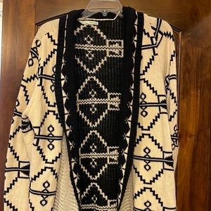 Maurice’s Women’s Size XL Black/White Cardigan